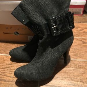 Jessica Simpson short slip on boot
